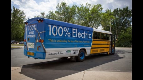 Electric Schoolbus 3_1499556826498_3746393_ver1.0_640_360